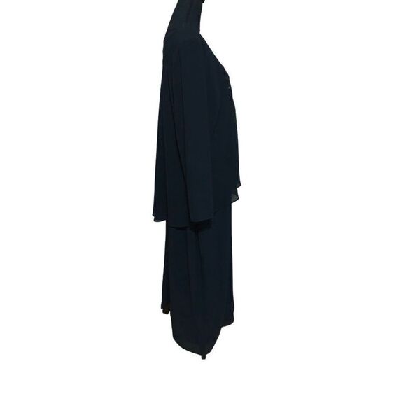 Dress Savvy Two-Piece Formal Dress - Picture 3 of 6